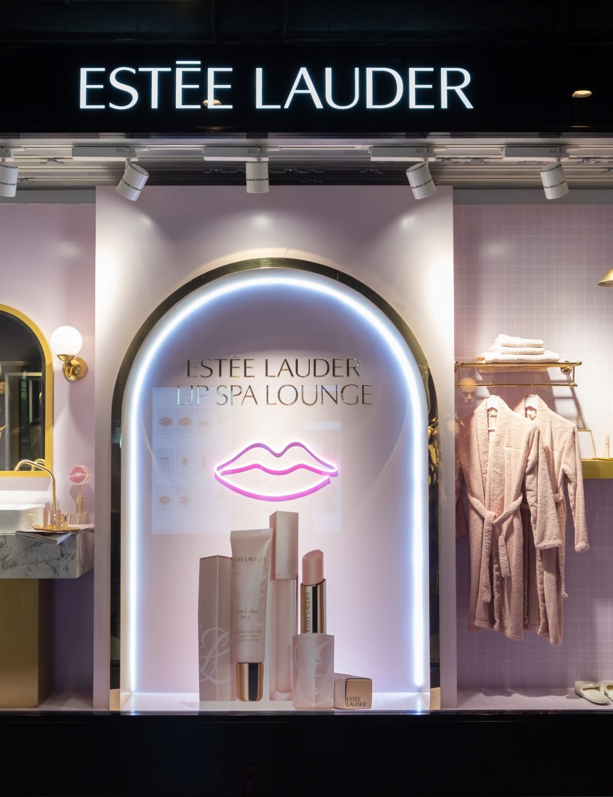 Le groupe Estée Lauder en baisse de -10% au premier trimestre 2024