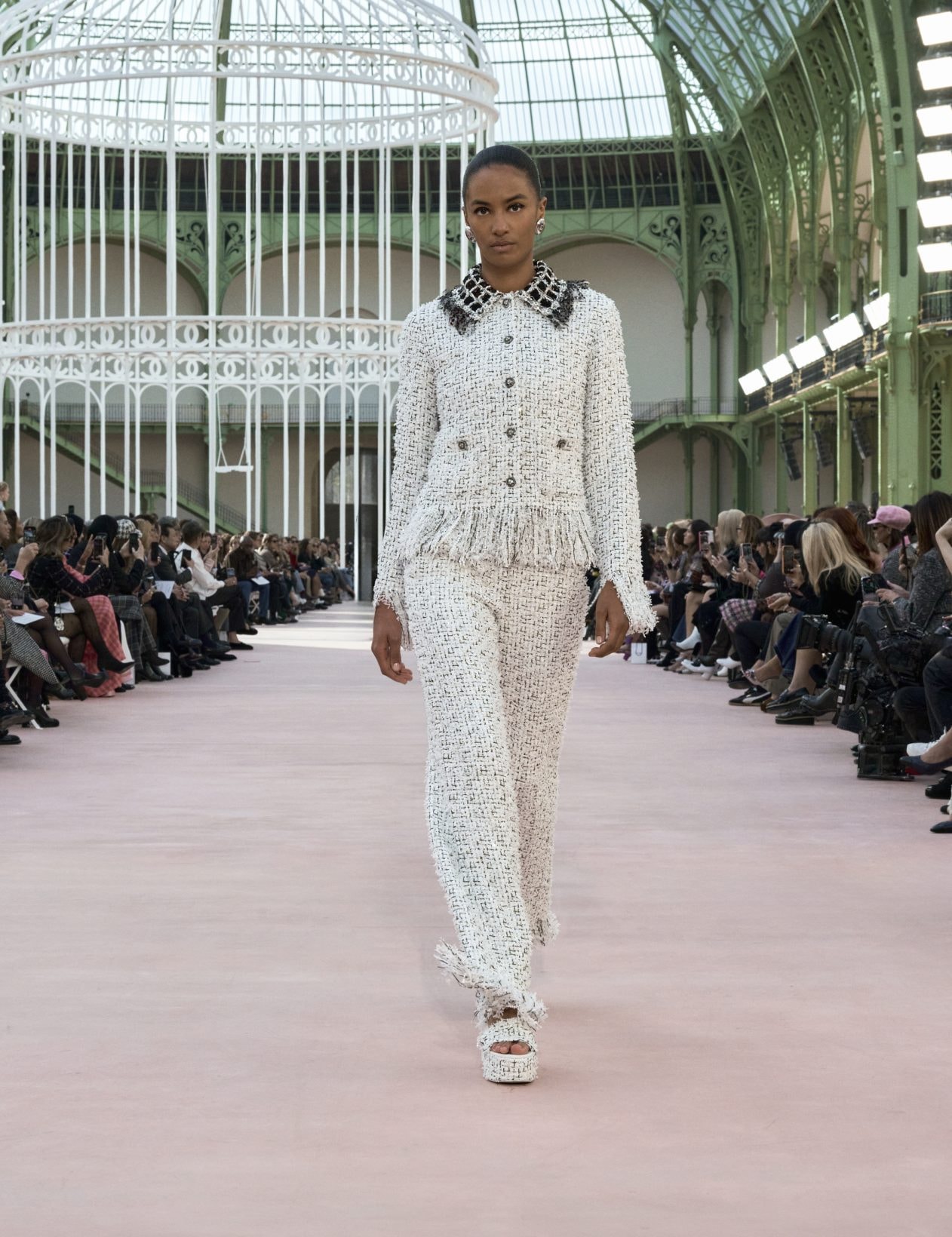 Chanel Acquires 20% of the Capital of the Italian Company Leo France