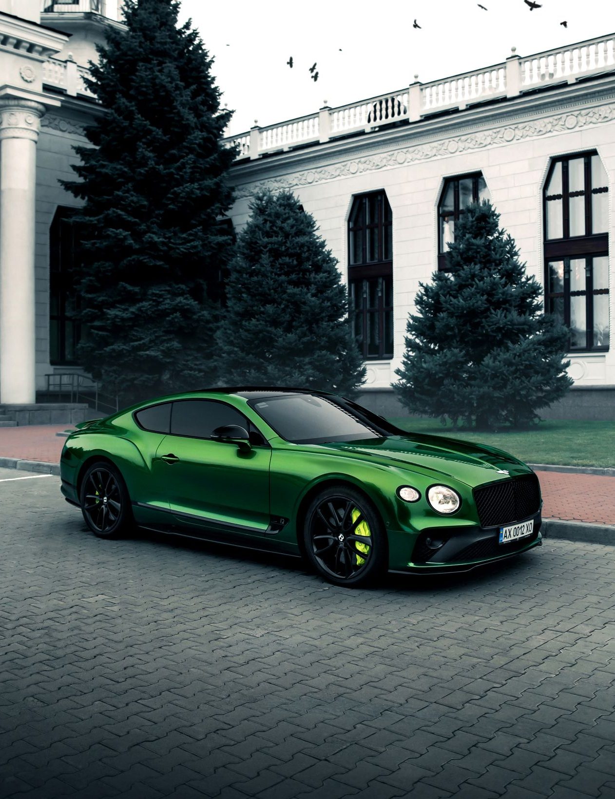 British Luxury Cars and Whiskies Get Big Tariff Cuts in India