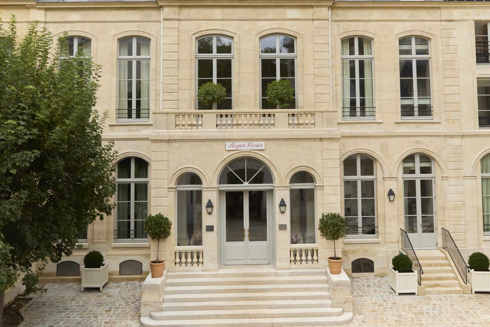 Taking Over Historical Monuments: The Luxury Trend to Cement Legitimacy