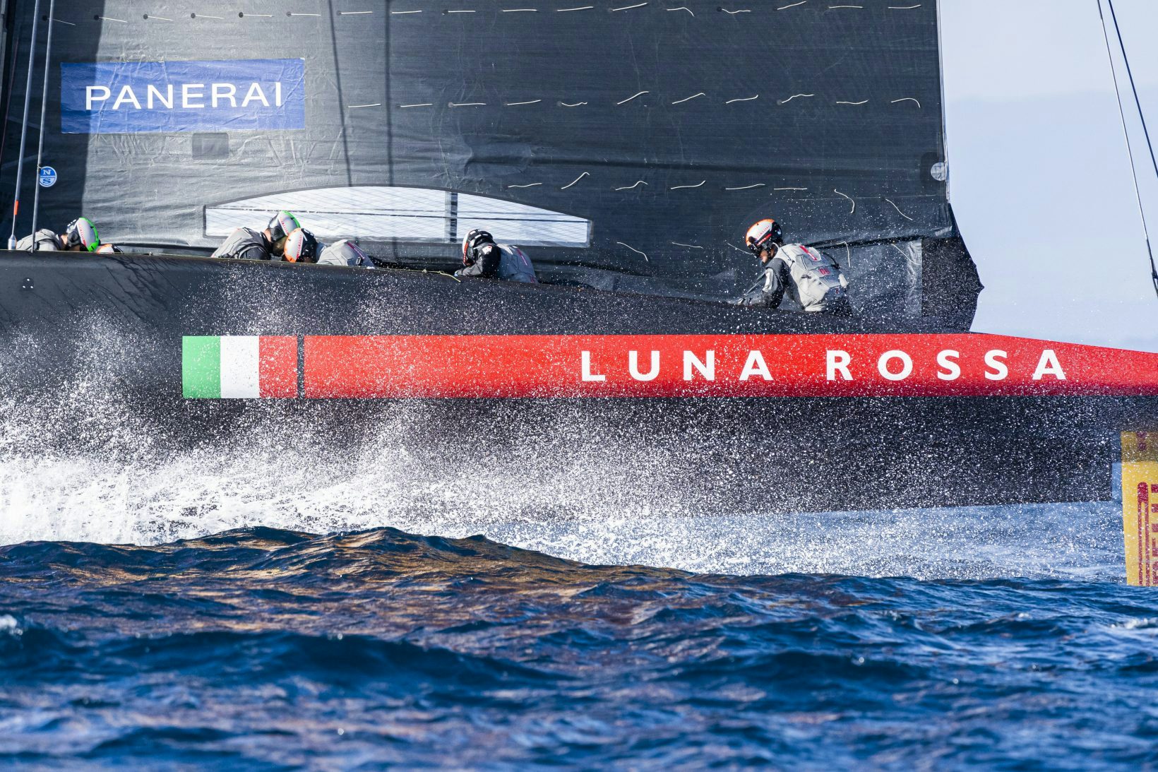 America’s Cup : Luna Rossa, ready to ride the wave
