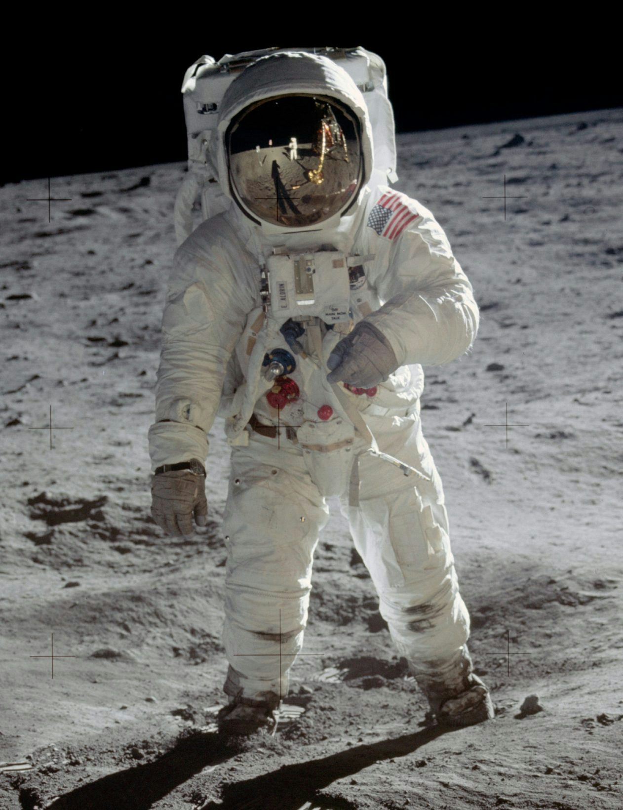 Ce 21 juillet, Buzz Aldrin célèbre l’alunissage aux côtés d’Omega