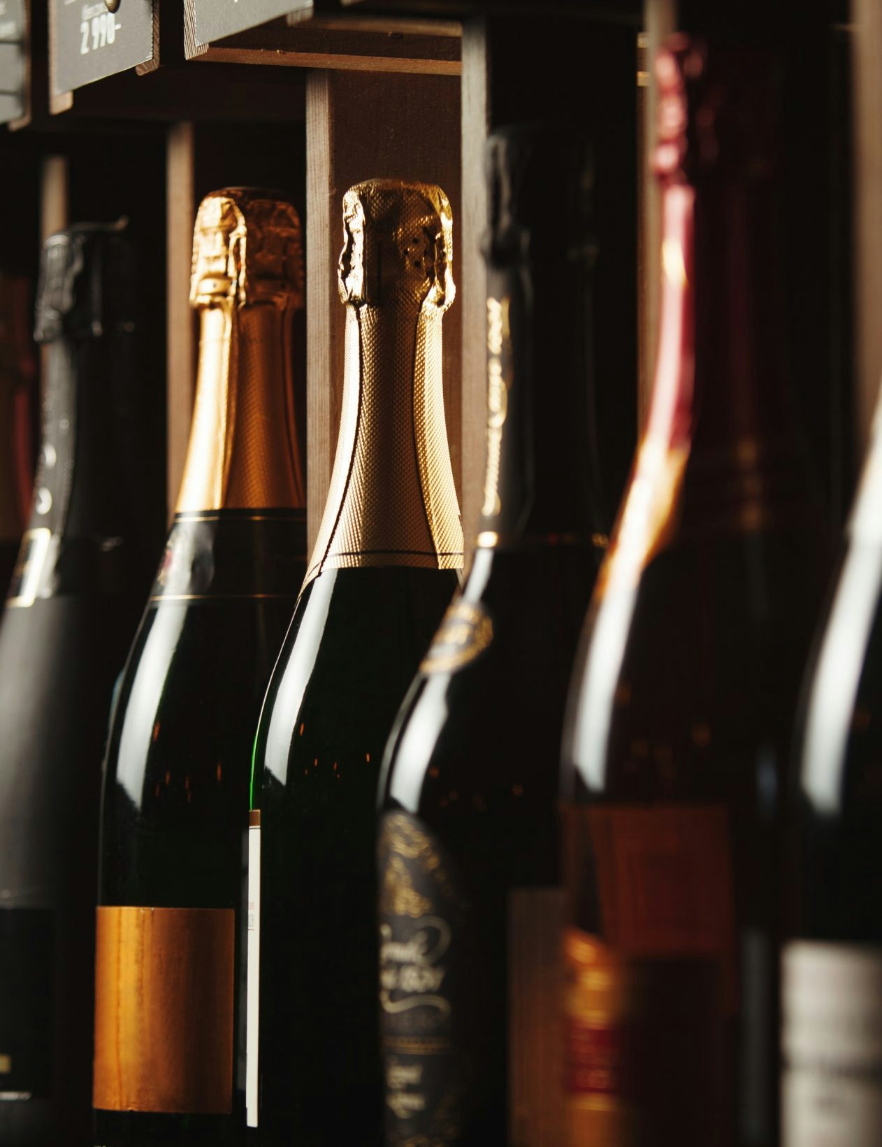 Champagne prices jump by +11% in 2023