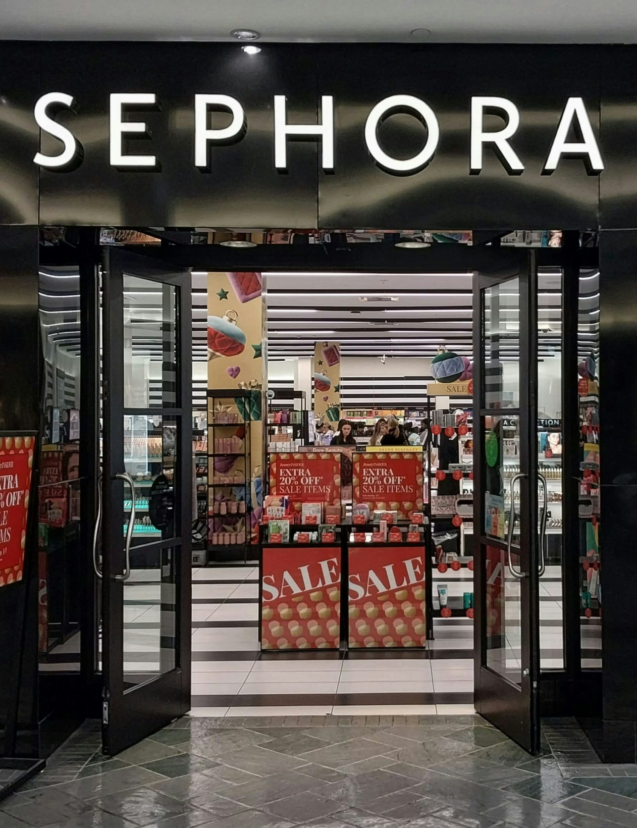 Sephora withdraws from South Korea in defeat to K-beauty supremacy